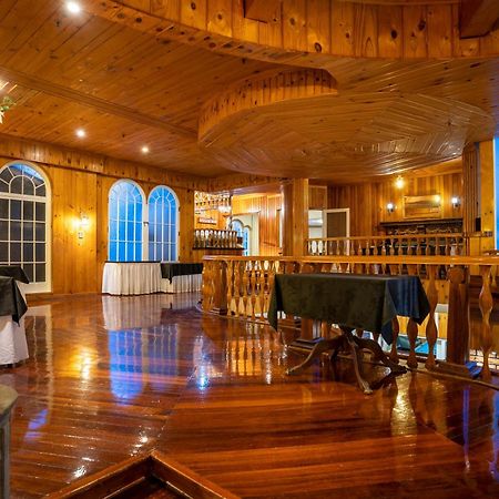 Wallaceville Motor Lodge Ъпър Хът Екстериор снимка