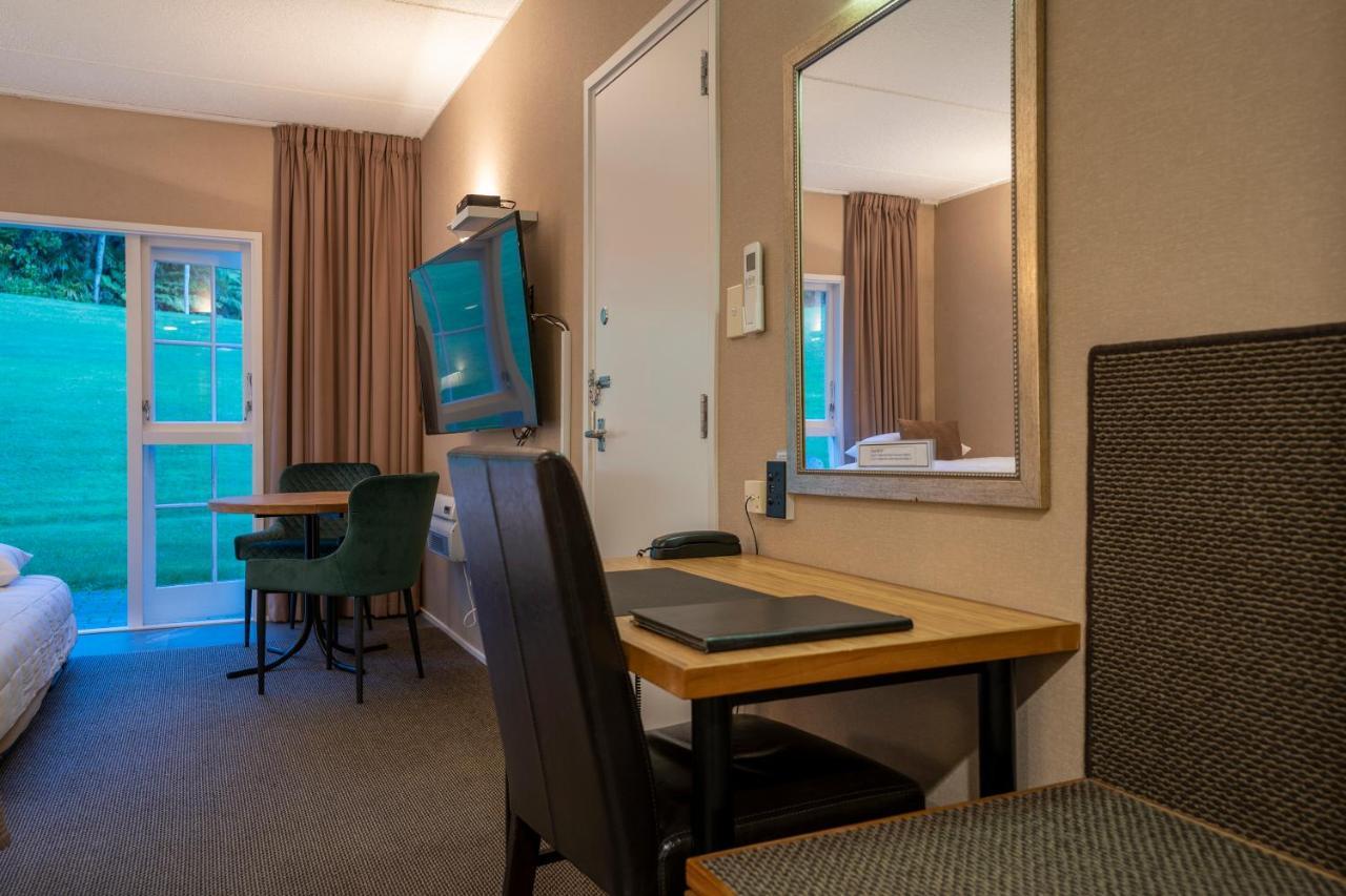 Wallaceville Motor Lodge Ъпър Хът Екстериор снимка