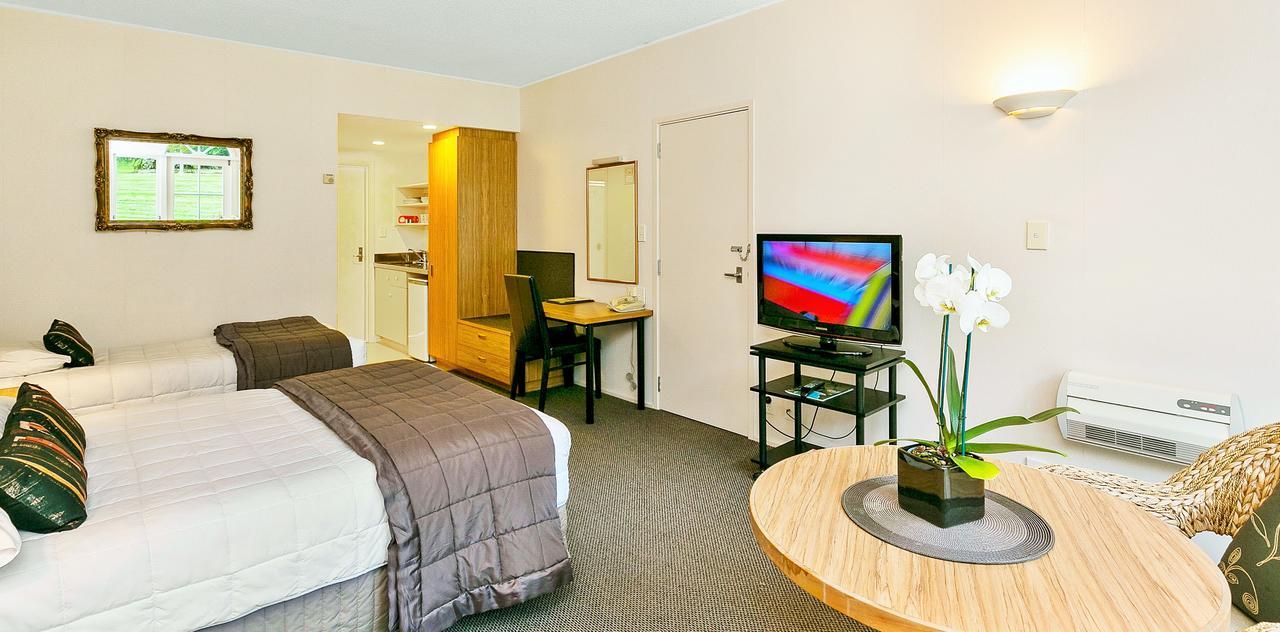 Wallaceville Motor Lodge Ъпър Хът Екстериор снимка