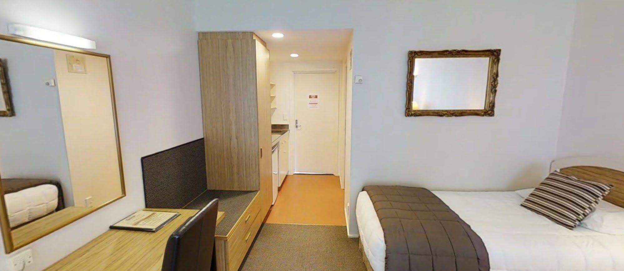 Wallaceville Motor Lodge Ъпър Хът Екстериор снимка